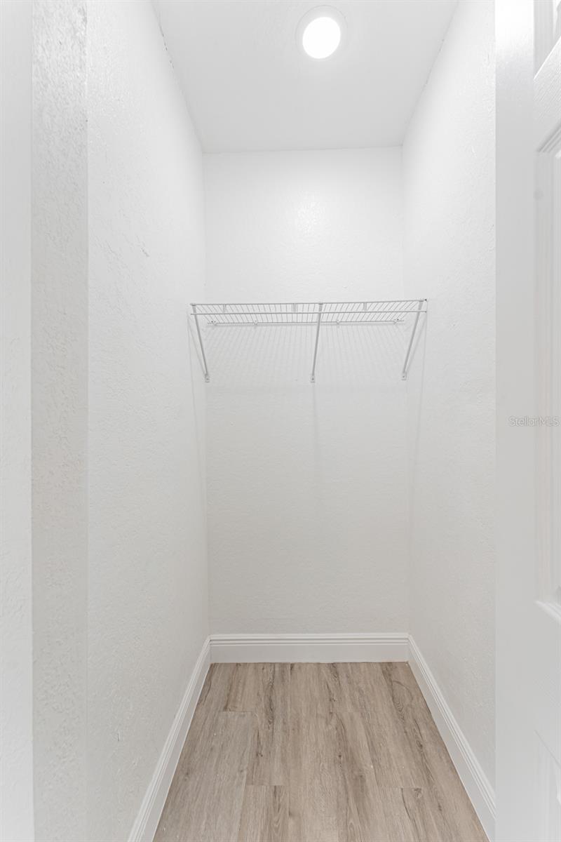 Image 20 of 46 For 1305 Osborne Avenue