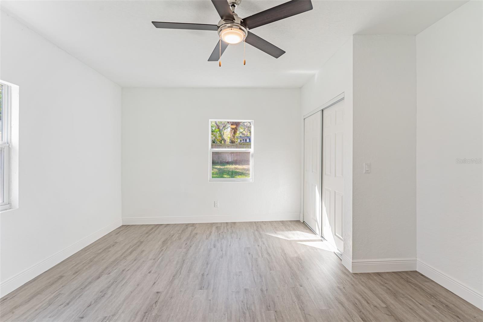 Image 22 of 46 For 1305 Osborne Avenue