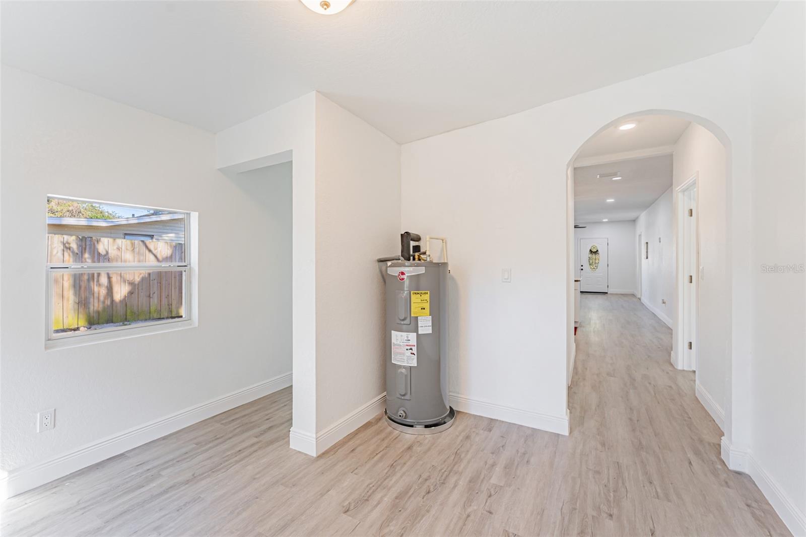 Image 31 of 46 For 1305 Osborne Avenue