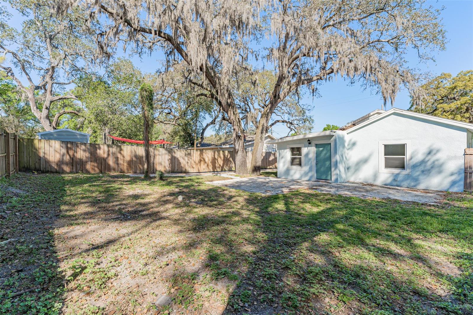 Image 35 of 46 For 1305 Osborne Avenue