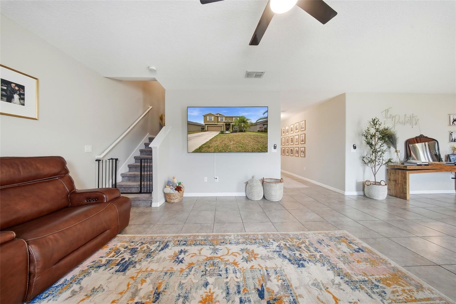 Image 8 of 55 For 4910 Babbling Brook Lane