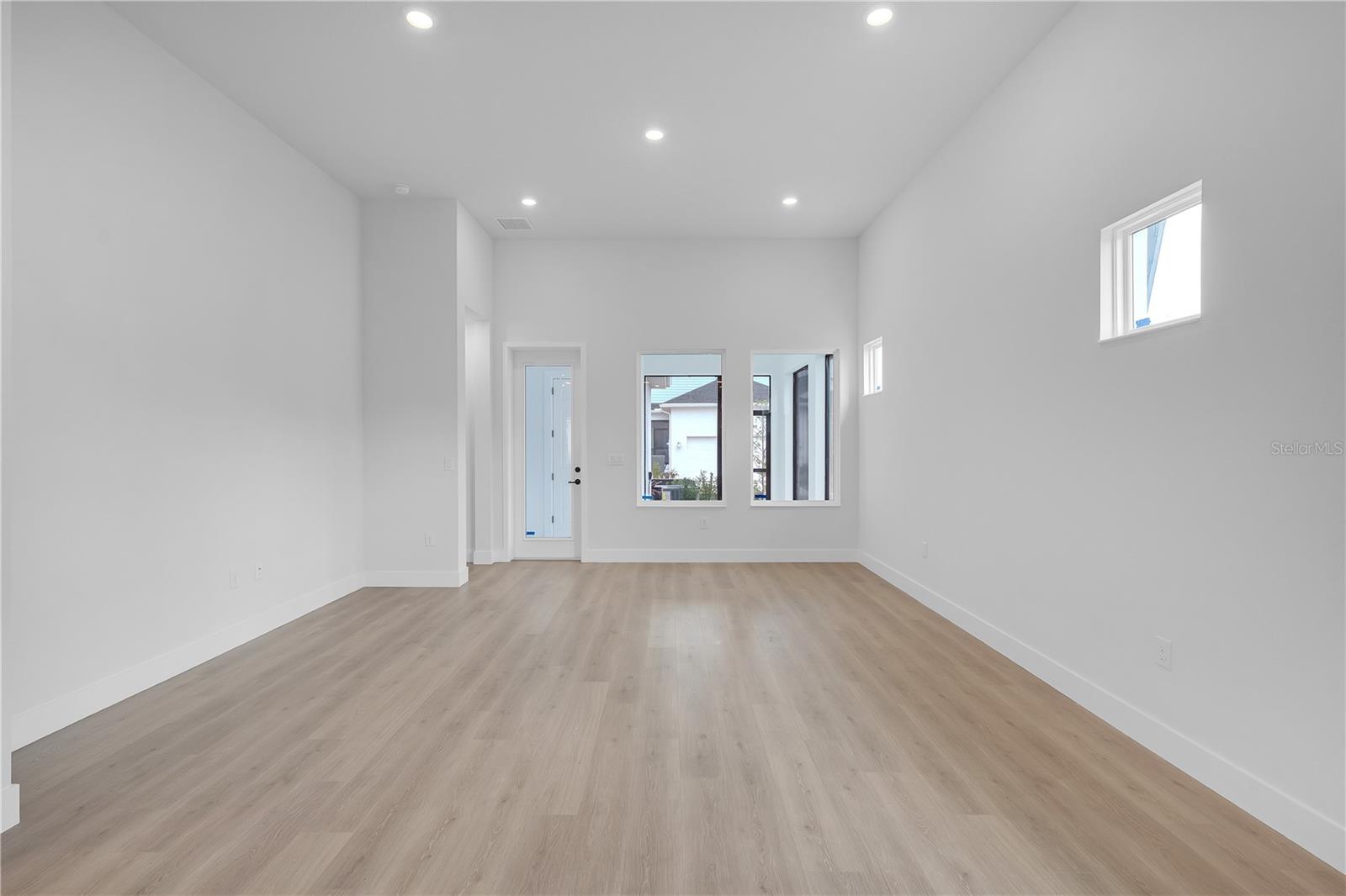 Image 16 of 52 For 7267 Kodiak Lane