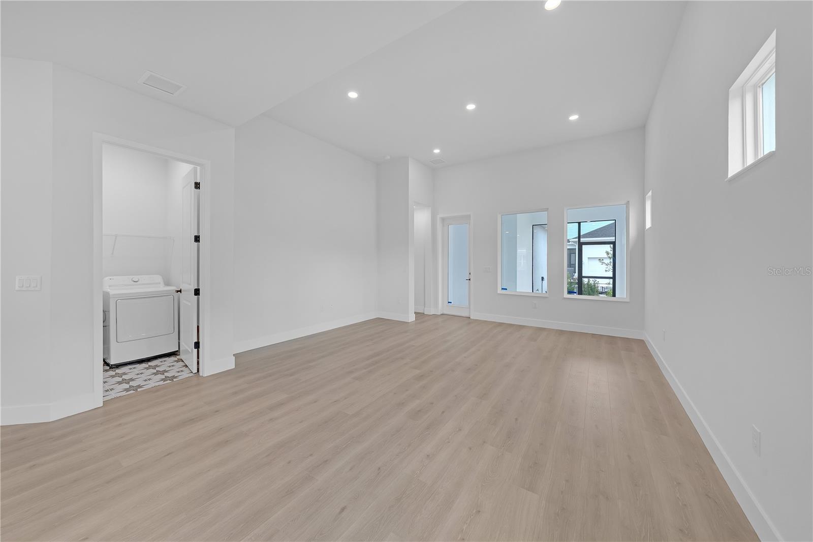 Image 17 of 52 For 7267 Kodiak Lane