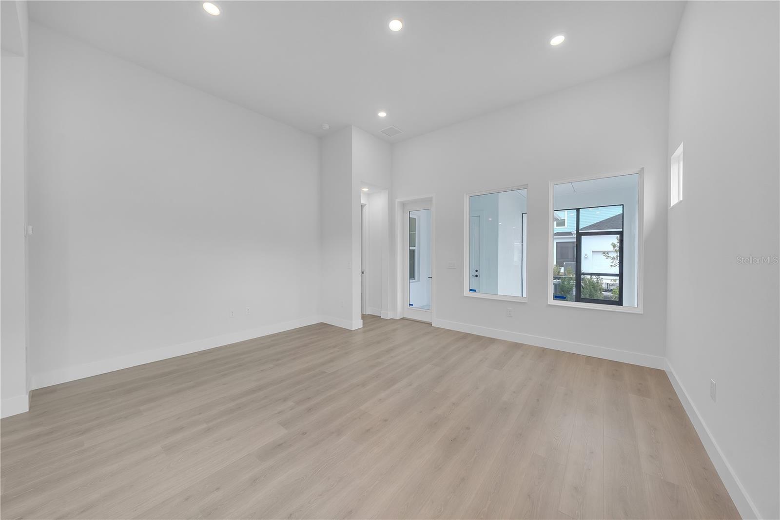 Image 18 of 52 For 7267 Kodiak Lane