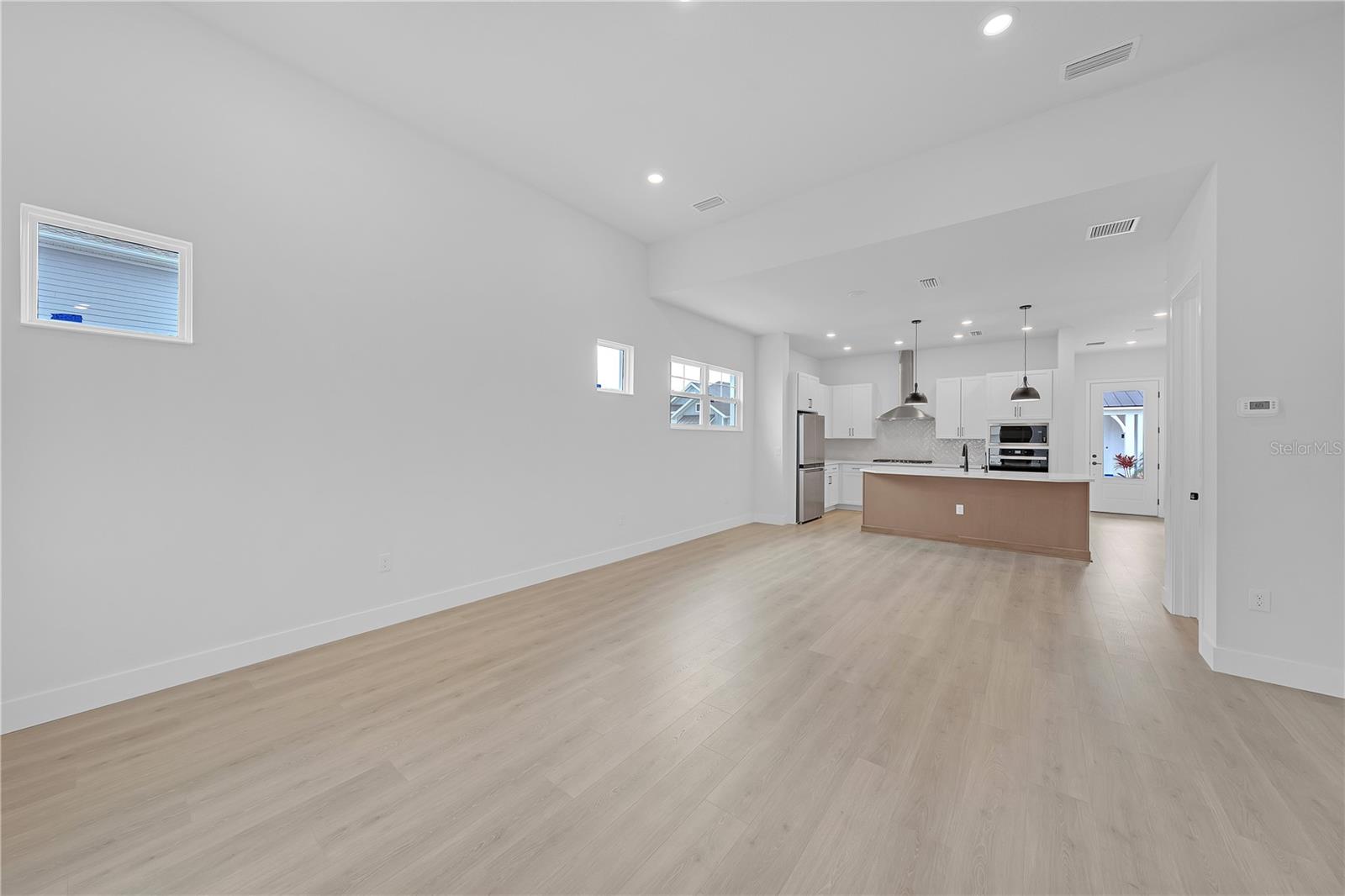 Image 19 of 52 For 7267 Kodiak Lane