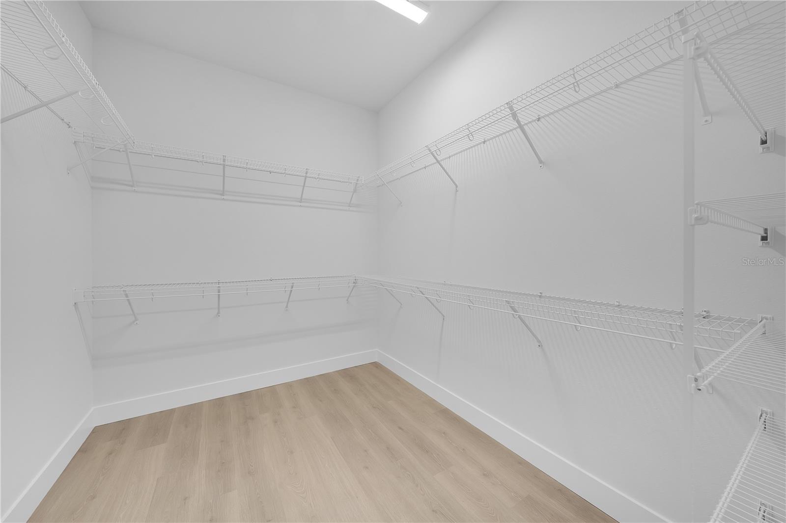 Image 31 of 52 For 7267 Kodiak Lane