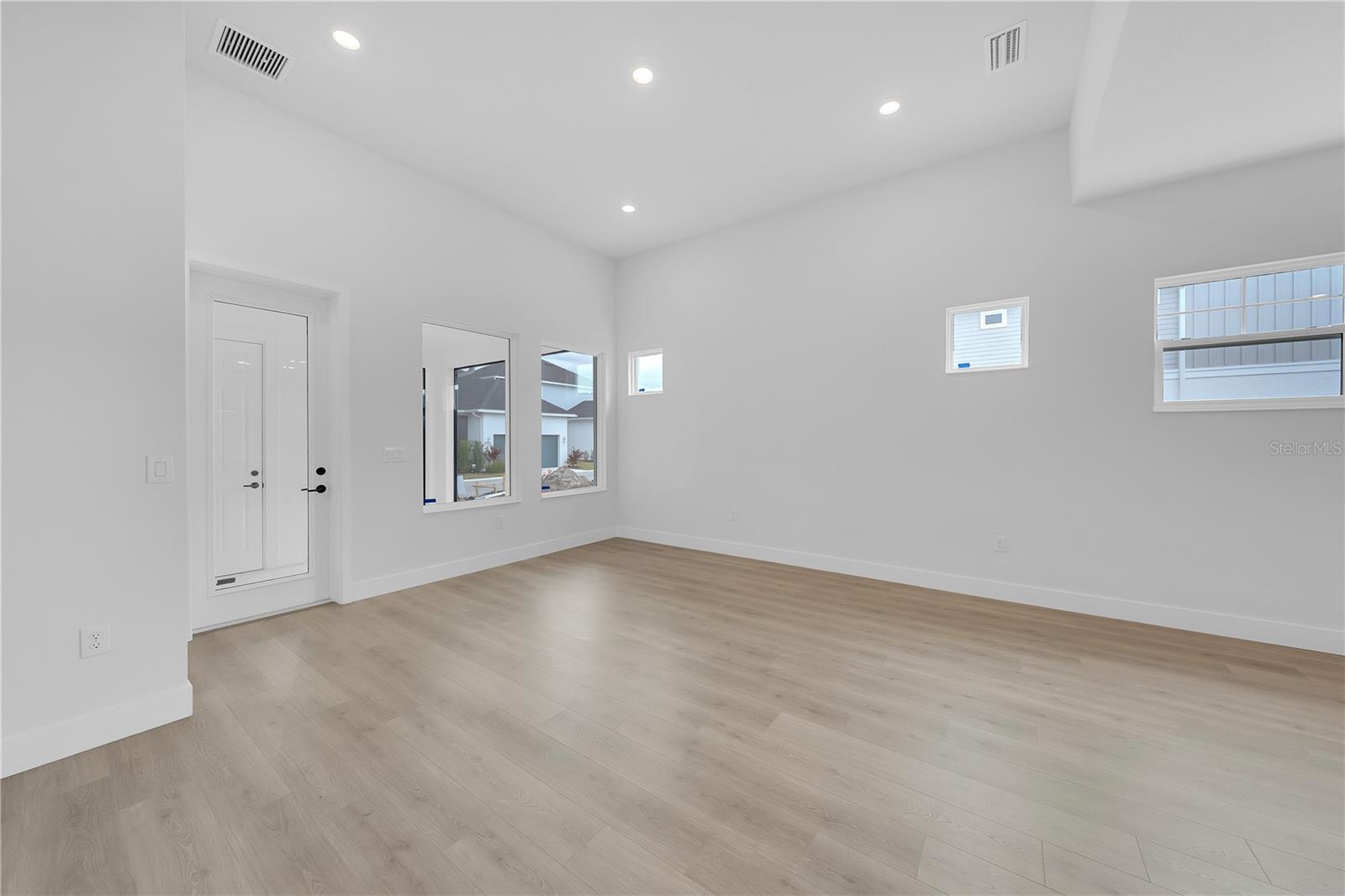 Image 32 of 52 For 7267 Kodiak Lane