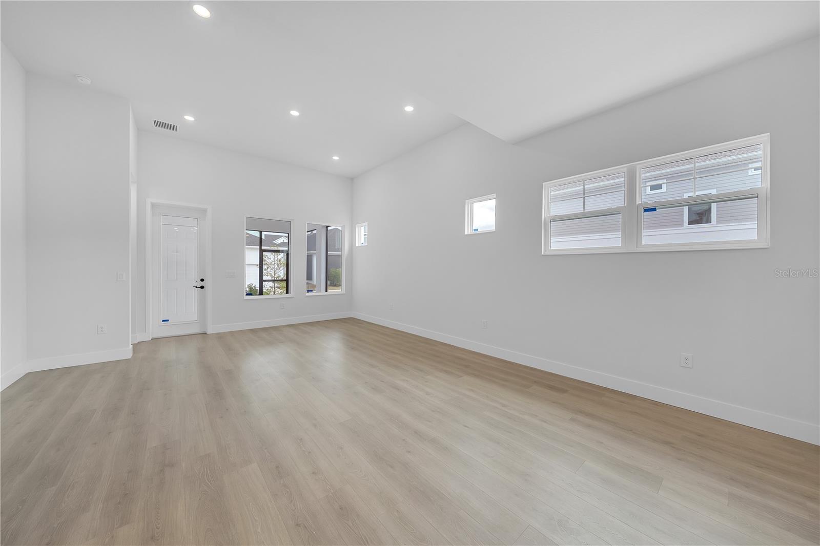 Image 33 of 52 For 7267 Kodiak Lane