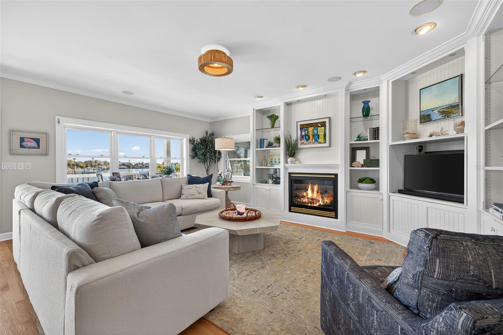 Image 16 of 72 For 2503 Pass A Grille Way