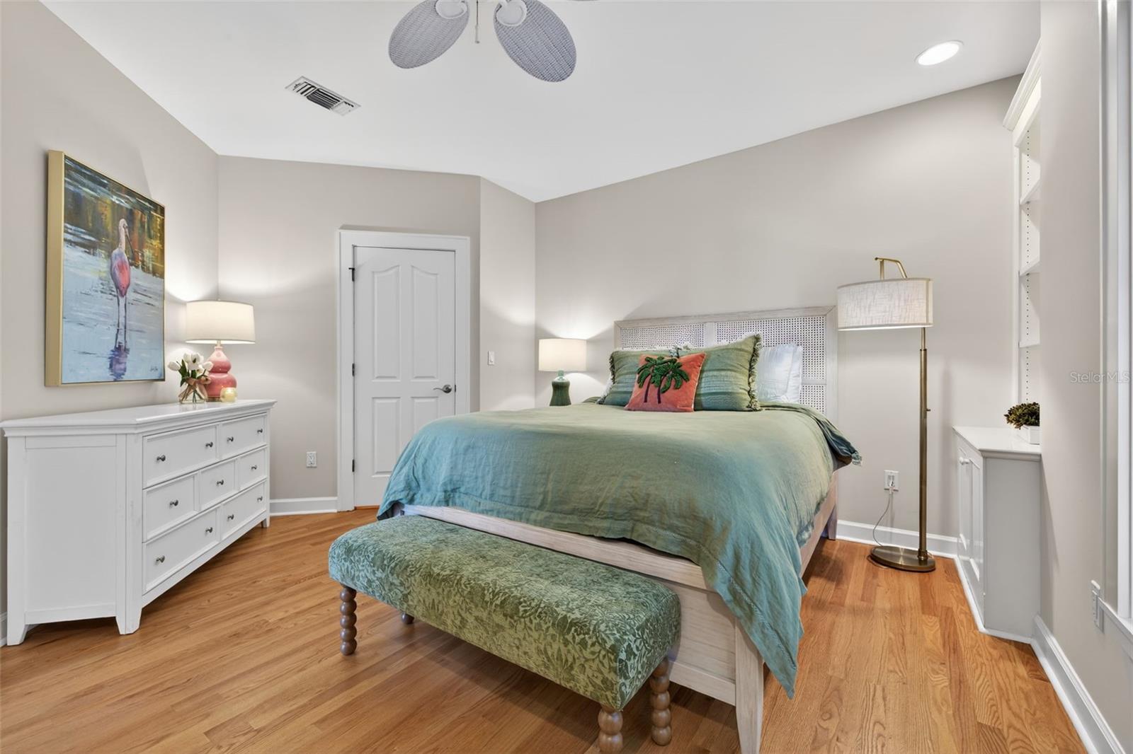 Image 28 of 72 For 2503 Pass A Grille Way