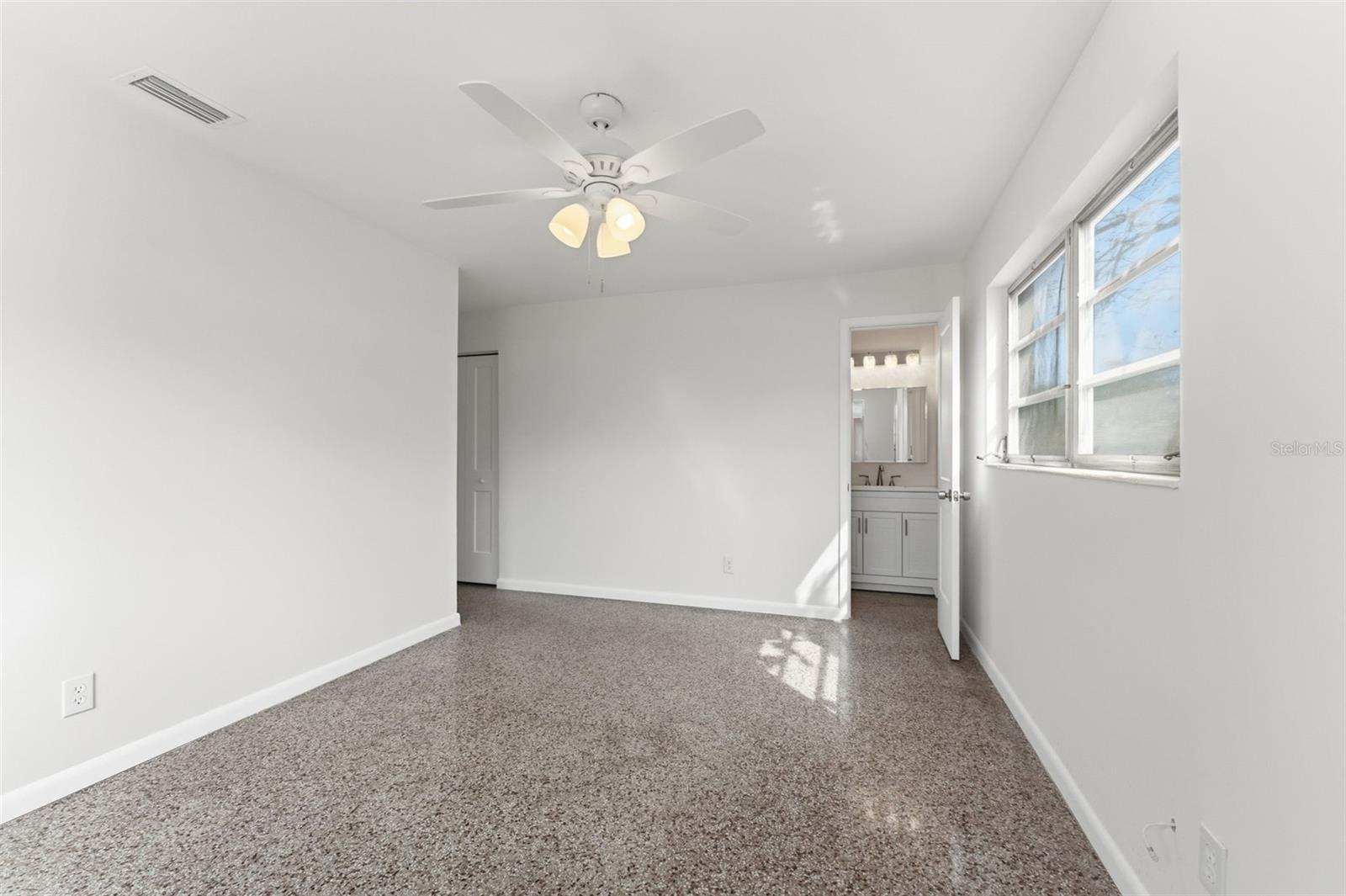 Image 15 of 32 For 4519 Trask Street