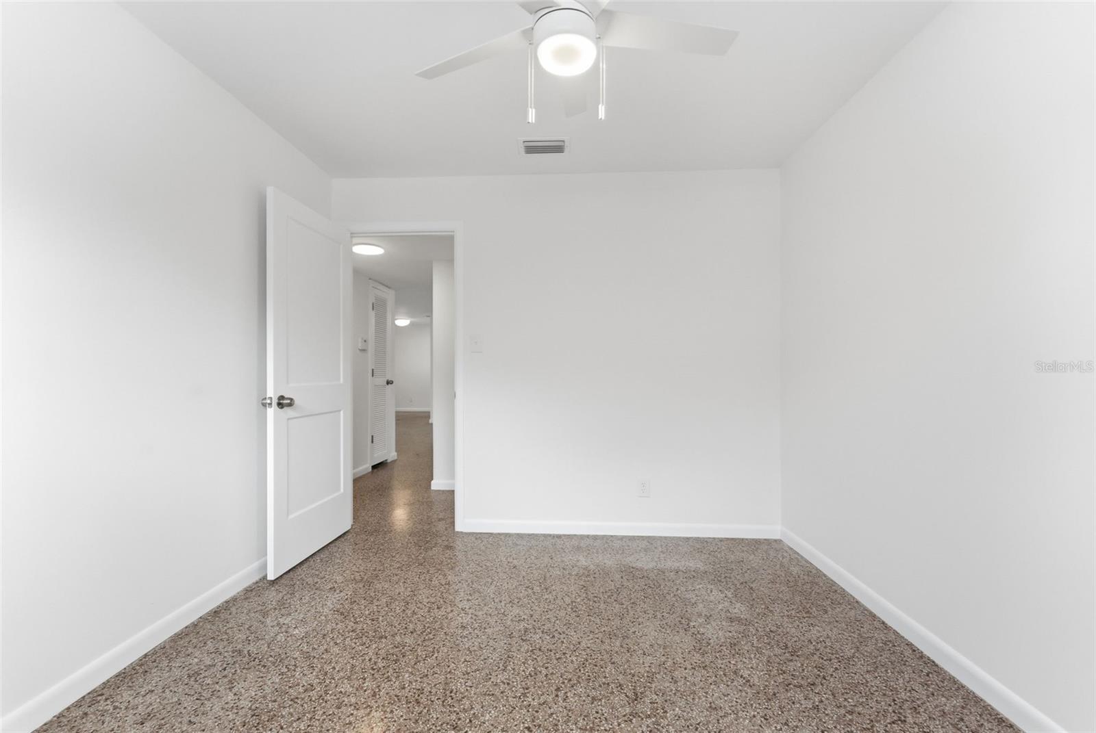 Image 17 of 32 For 4519 Trask Street