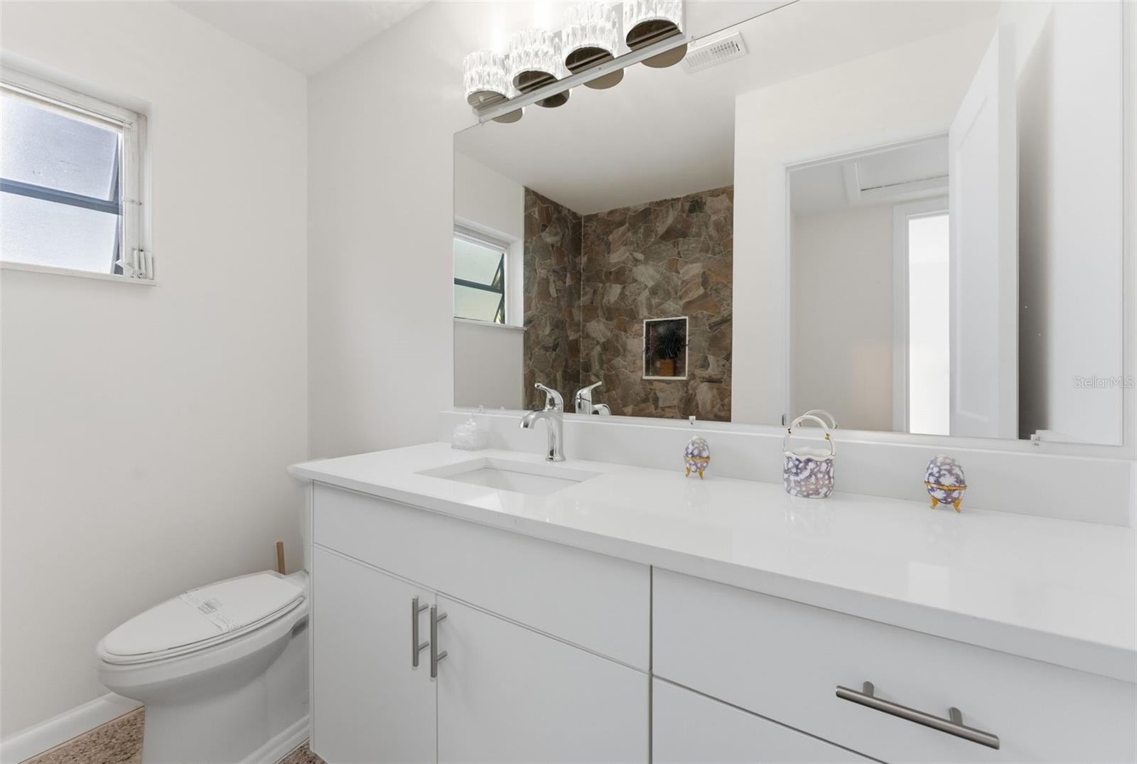 Image 20 of 32 For 4519 Trask Street