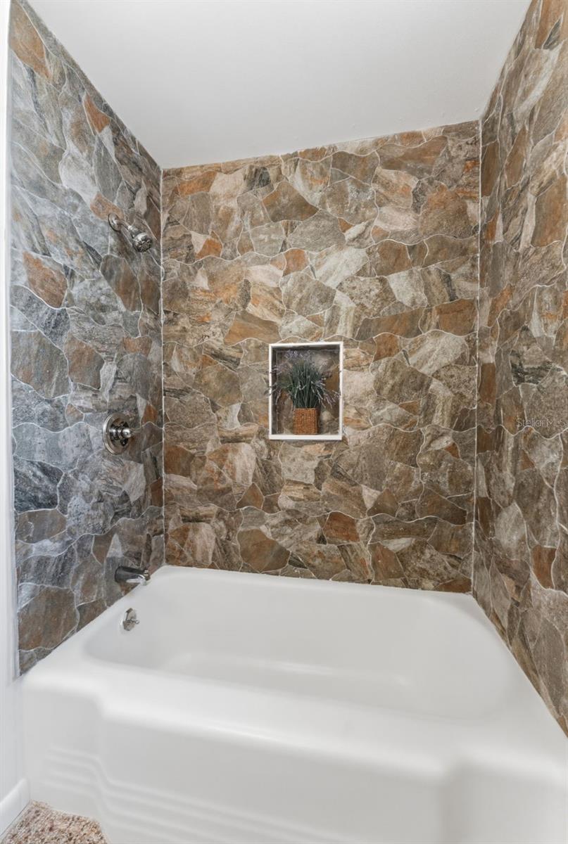 Image 21 of 32 For 4519 Trask Street