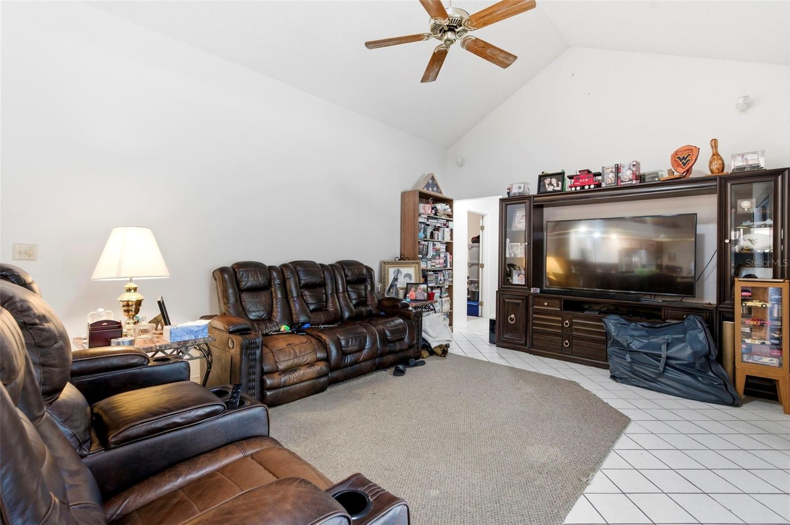 Image 18 of 37 For 3040 Windridge Oaks Drive