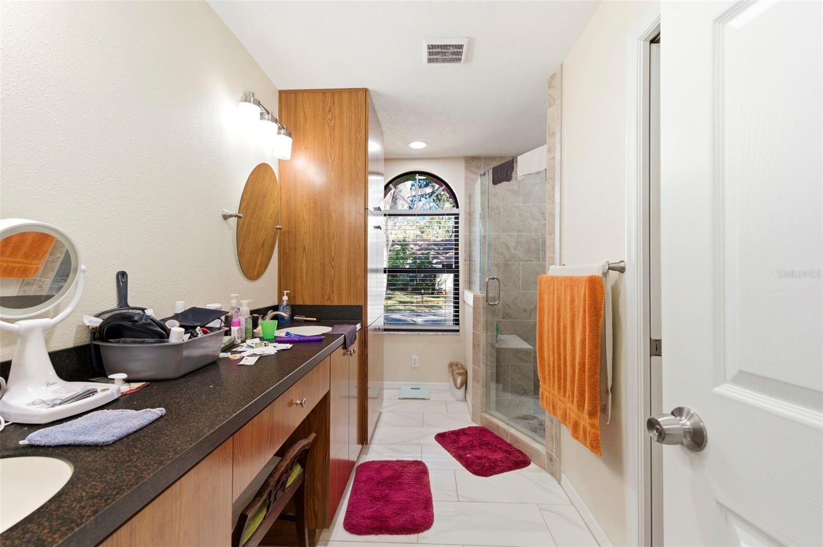 Image 28 of 37 For 3040 Windridge Oaks Drive