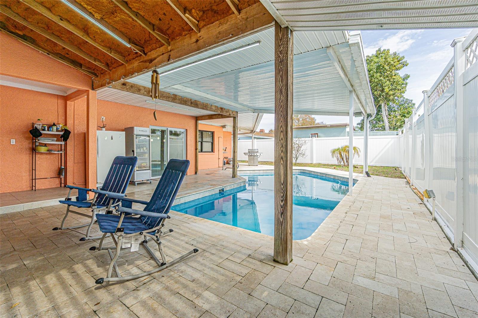 Image 33 of 34 For 3112 Henry Avenue