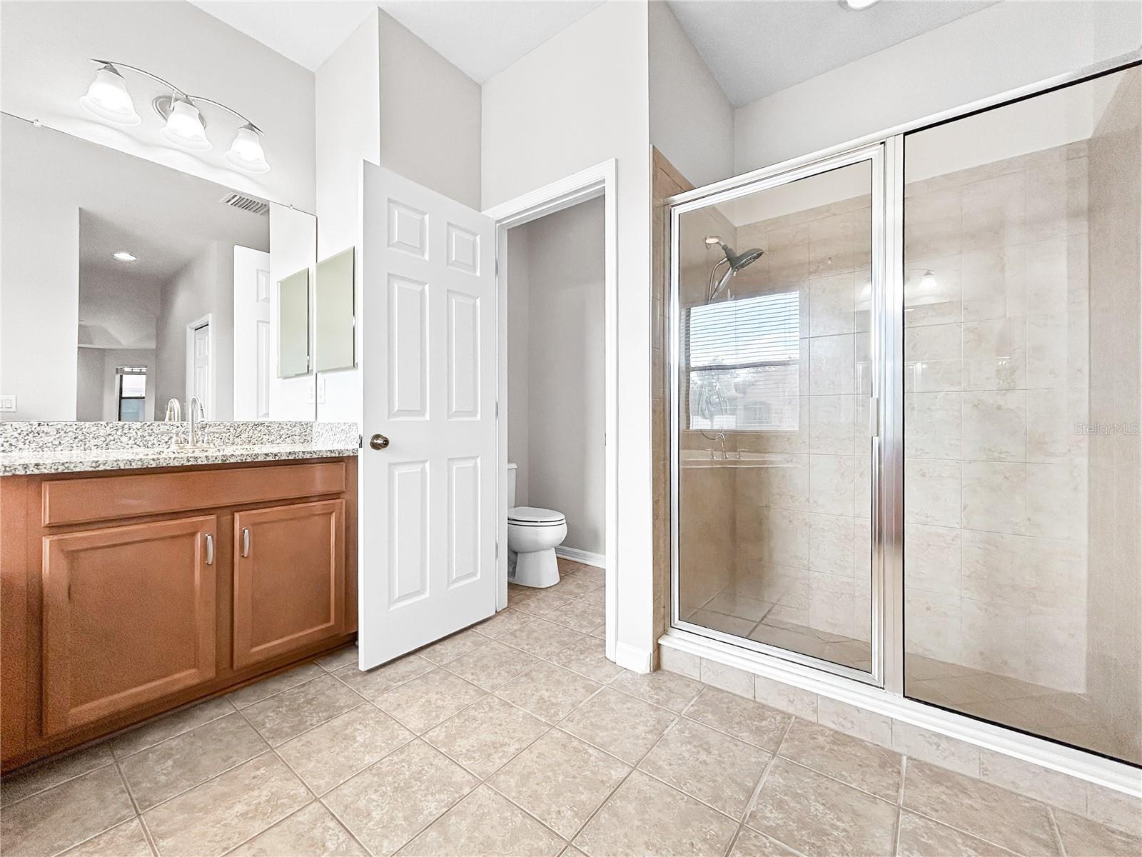 Image 28 of 53 For 8437 White Poplar Drive