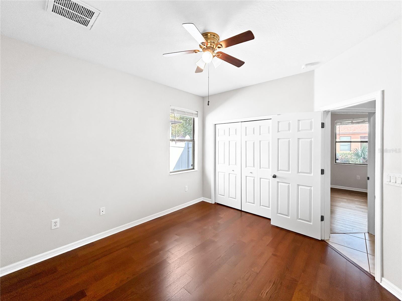 Image 35 of 53 For 8437 White Poplar Drive