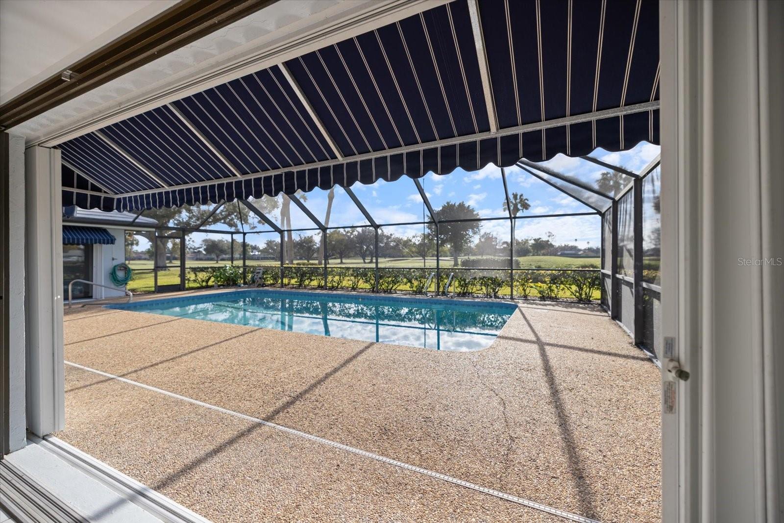 Image 18 of 36 For 952 Gondola Drive