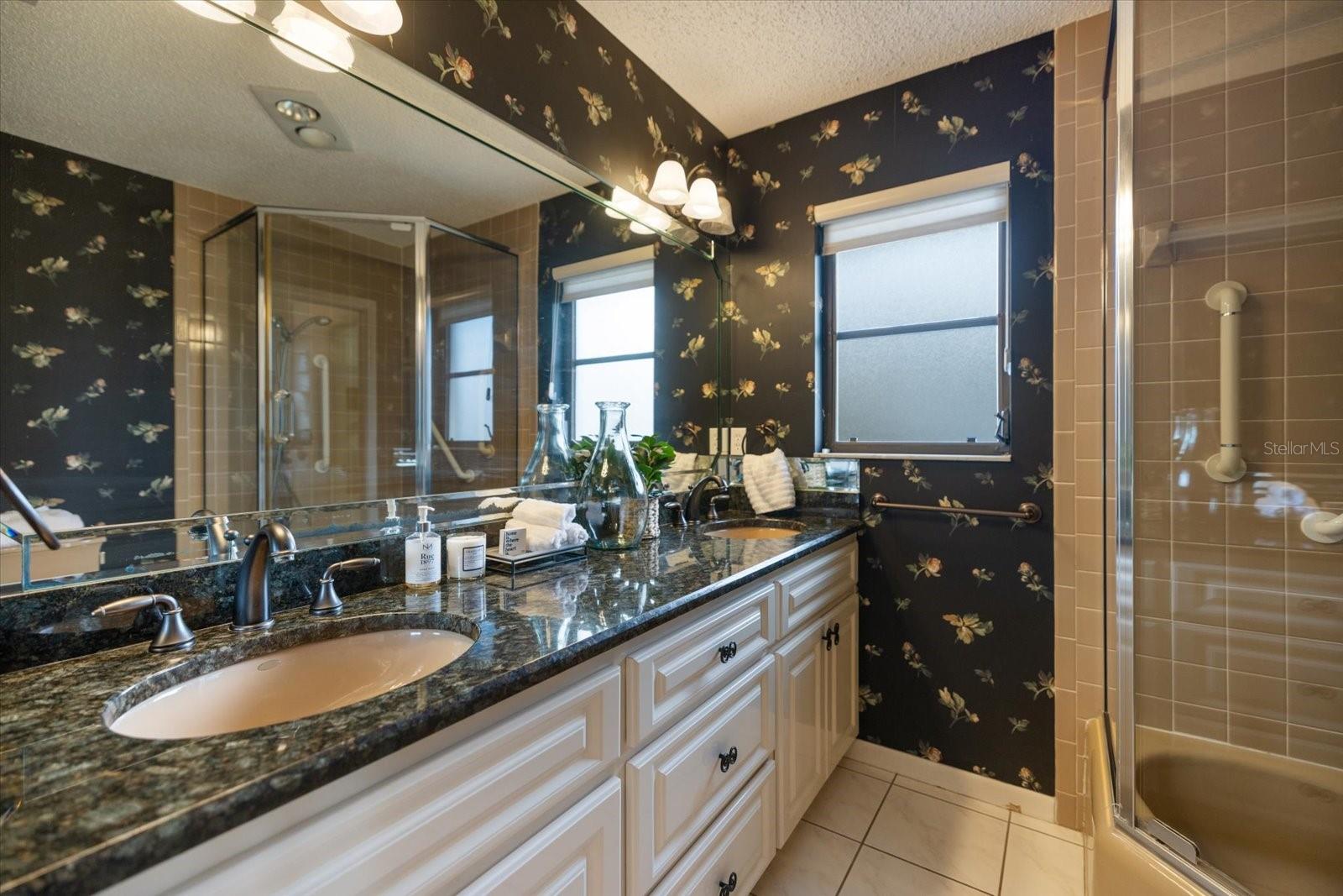 Image 27 of 36 For 952 Gondola Drive