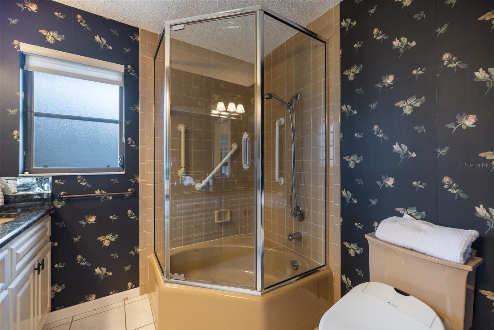 Image 28 of 36 For 952 Gondola Drive