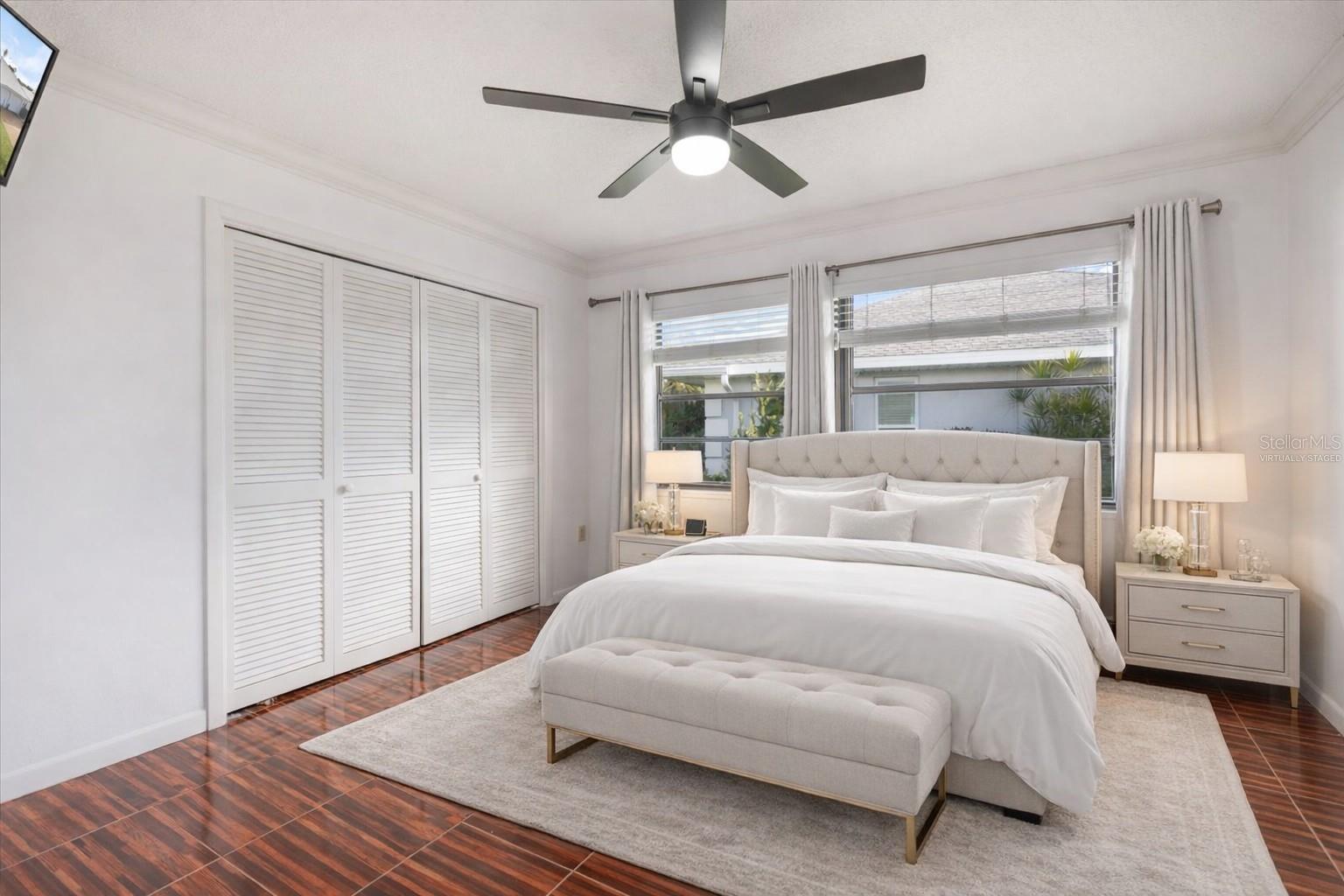 Image 29 of 36 For 952 Gondola Drive