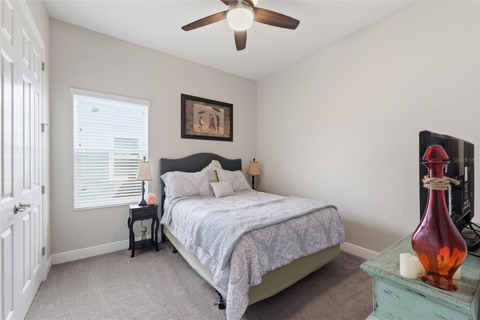 Image 25 of 50 For 8130 Water Color Drive