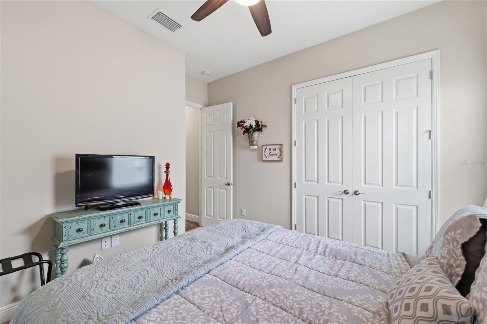 Image 26 of 50 For 8130 Water Color Drive