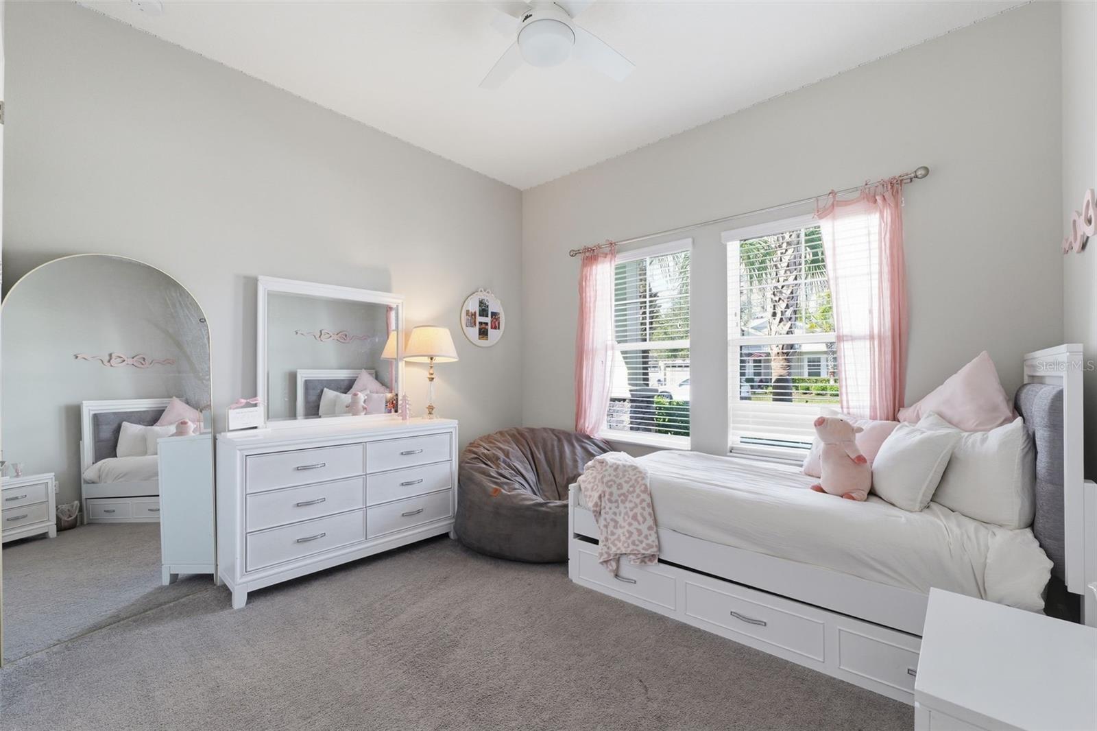 Image 29 of 50 For 8130 Water Color Drive