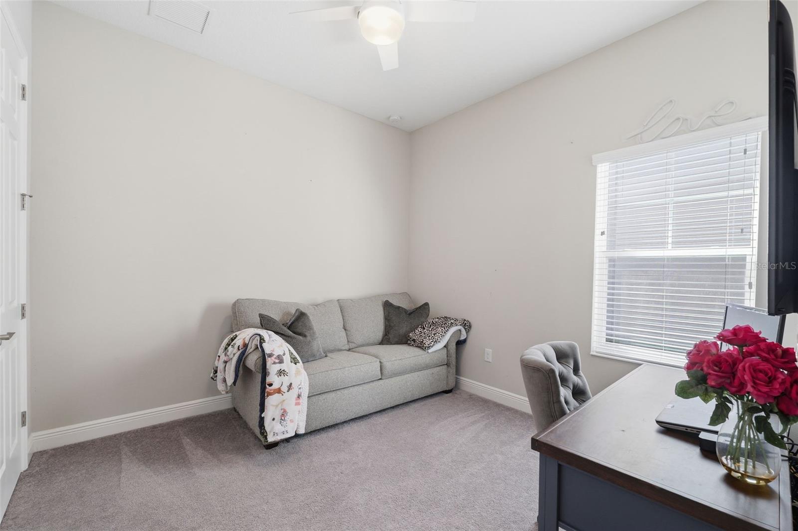 Image 31 of 50 For 8130 Water Color Drive