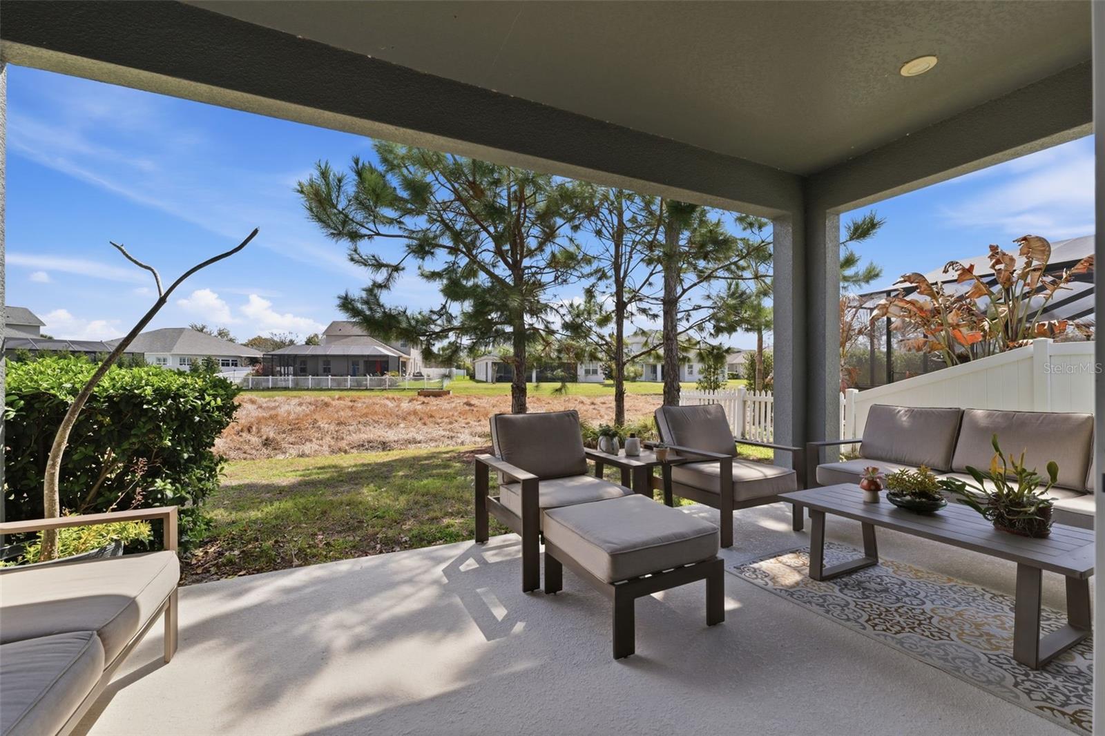 Image 36 of 50 For 8130 Water Color Drive