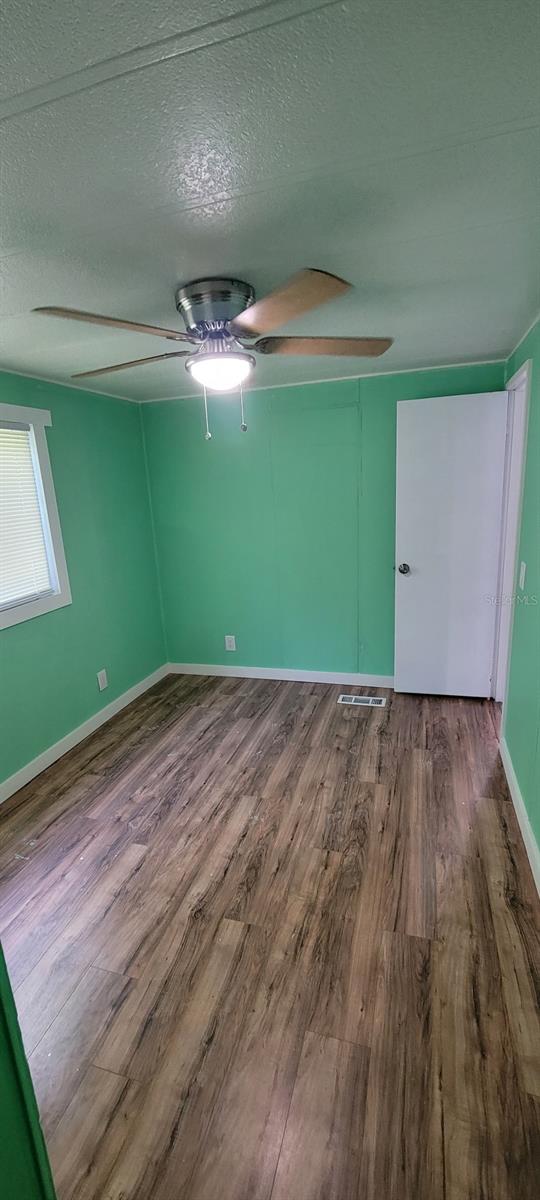 Image 12 of 24 For 12242 Parkwood Street