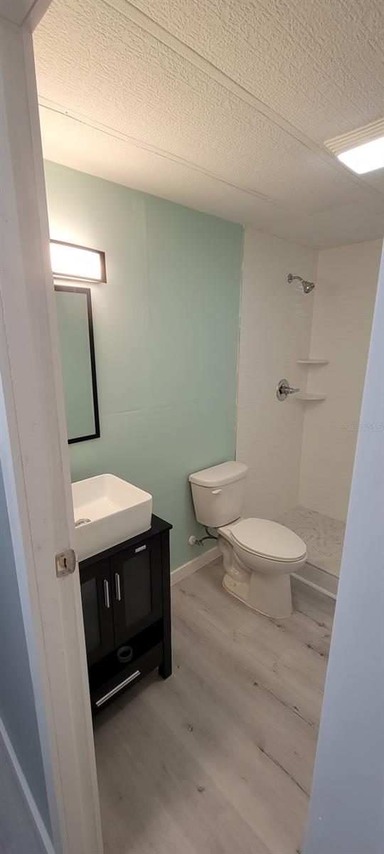 Image 17 of 24 For 12242 Parkwood Street