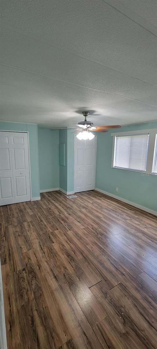 Image 19 of 24 For 12242 Parkwood Street