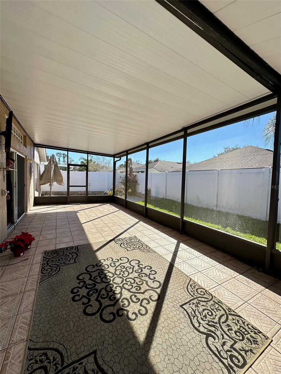 Image 14 of 14 For 5541 Dark Star Loop