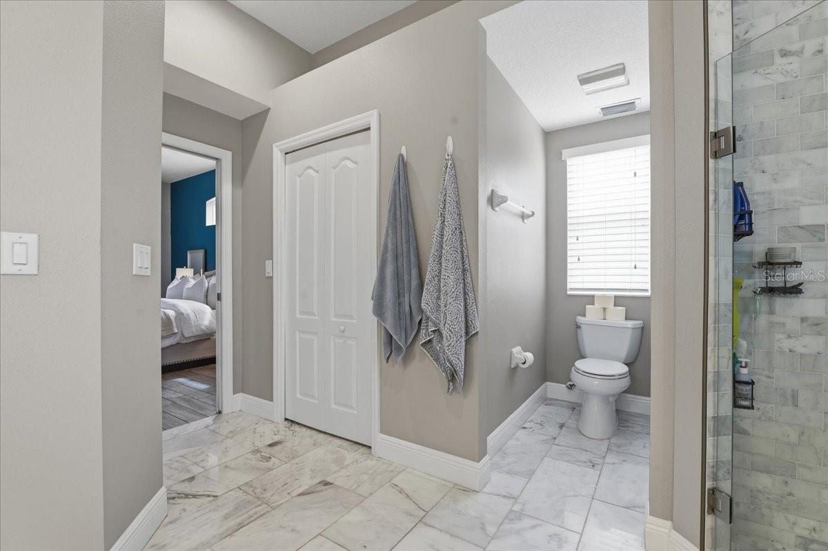 Image 29 of 71 For 1007 Split Silk Street