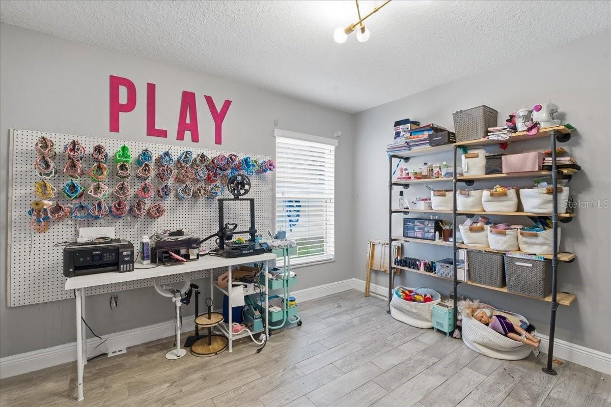 Image 44 of 71 For 1007 Split Silk Street