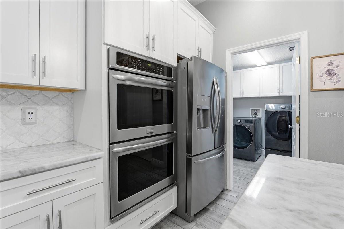 Image 45 of 71 For 1007 Split Silk Street