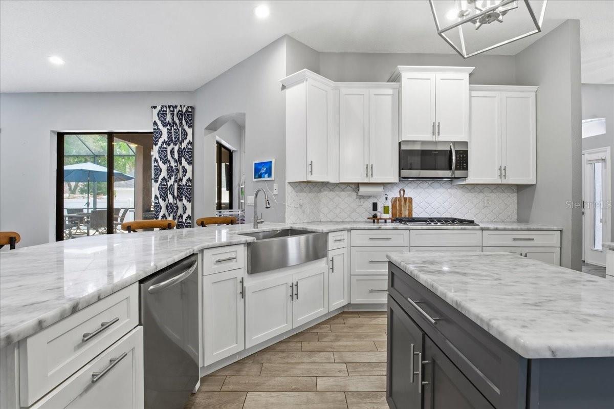 Image 51 of 71 For 1007 Split Silk Street