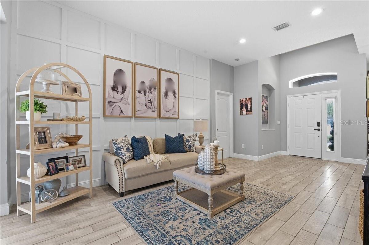 Image 9 of 71 For 1007 Split Silk Street