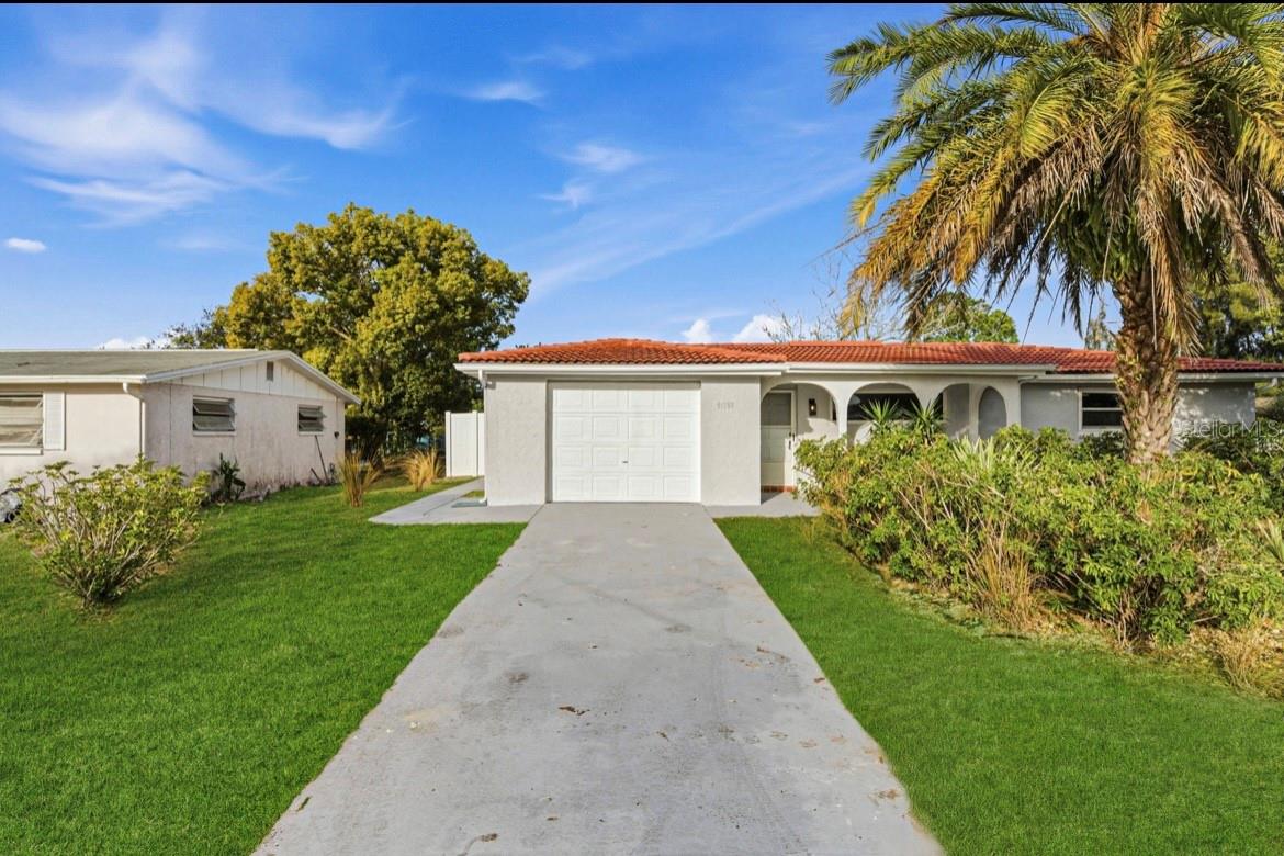 Listing photo id 0 for 11705 Ibis Lane