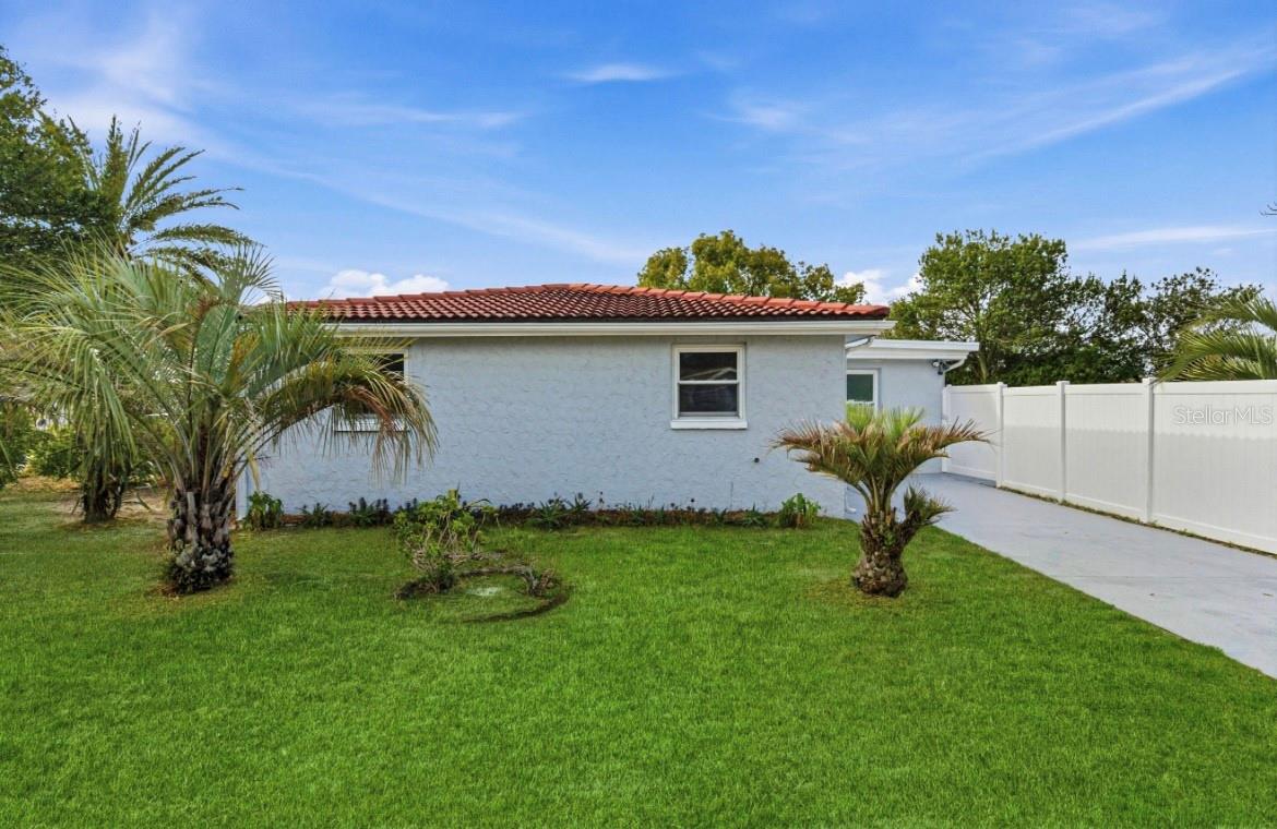 Listing photo id 36 for 11705 Ibis Lane