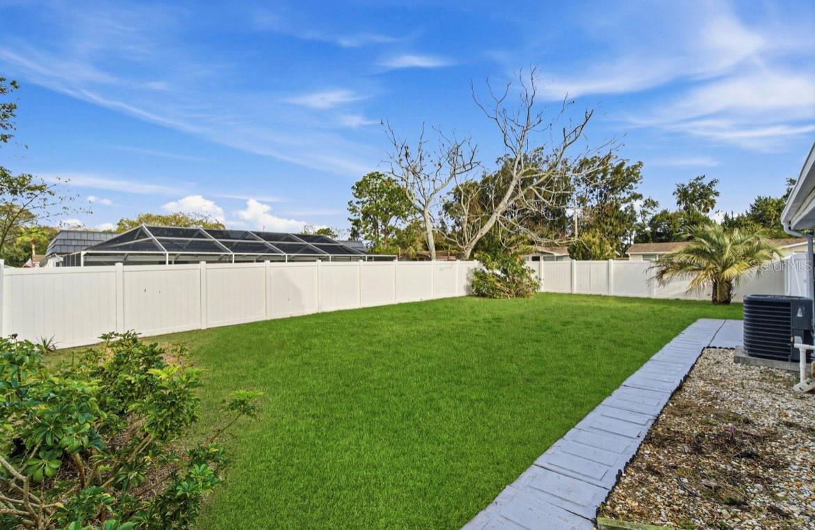 Listing photo id 39 for 11705 Ibis Lane