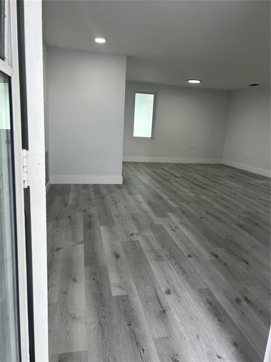 Listing photo id 4 for 11705 Ibis Lane