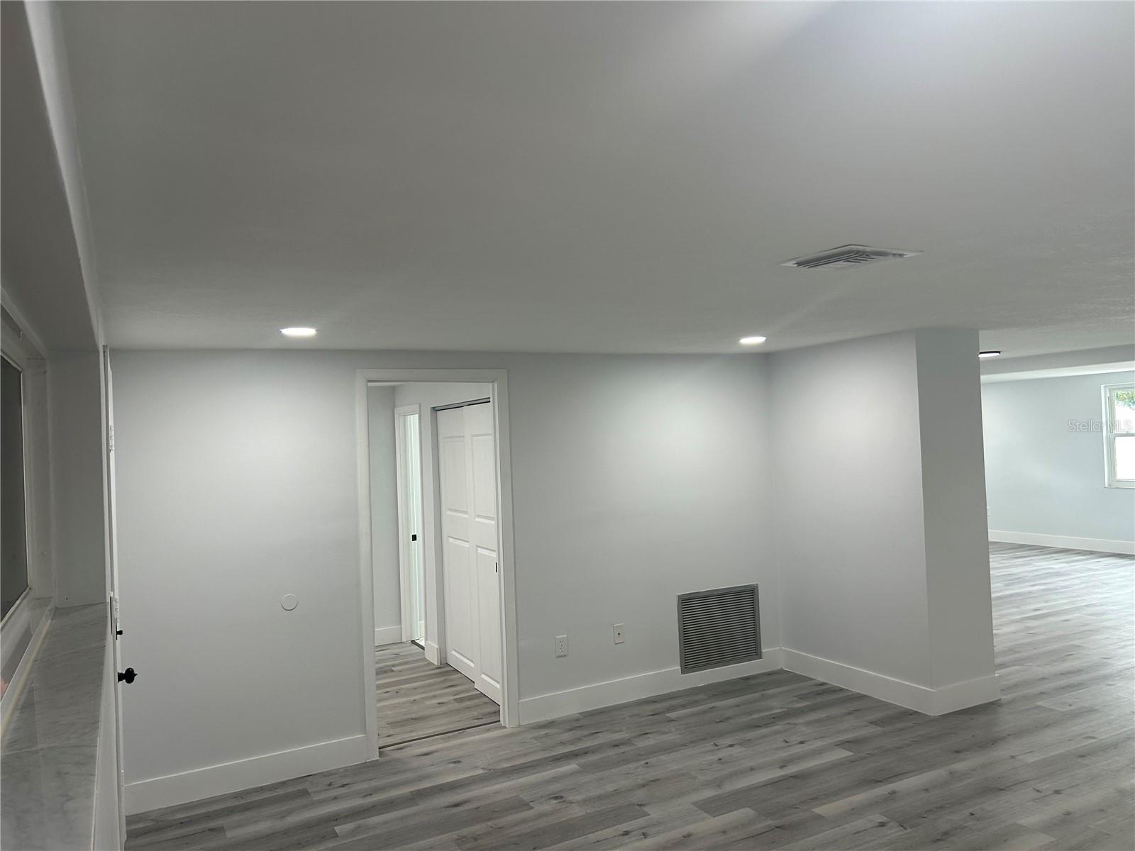 Listing photo id 5 for 11705 Ibis Lane