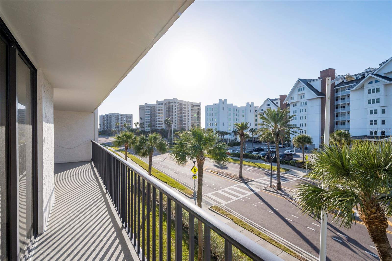 Listing photo id 26 for 1591 Gulf Boulevard 203s