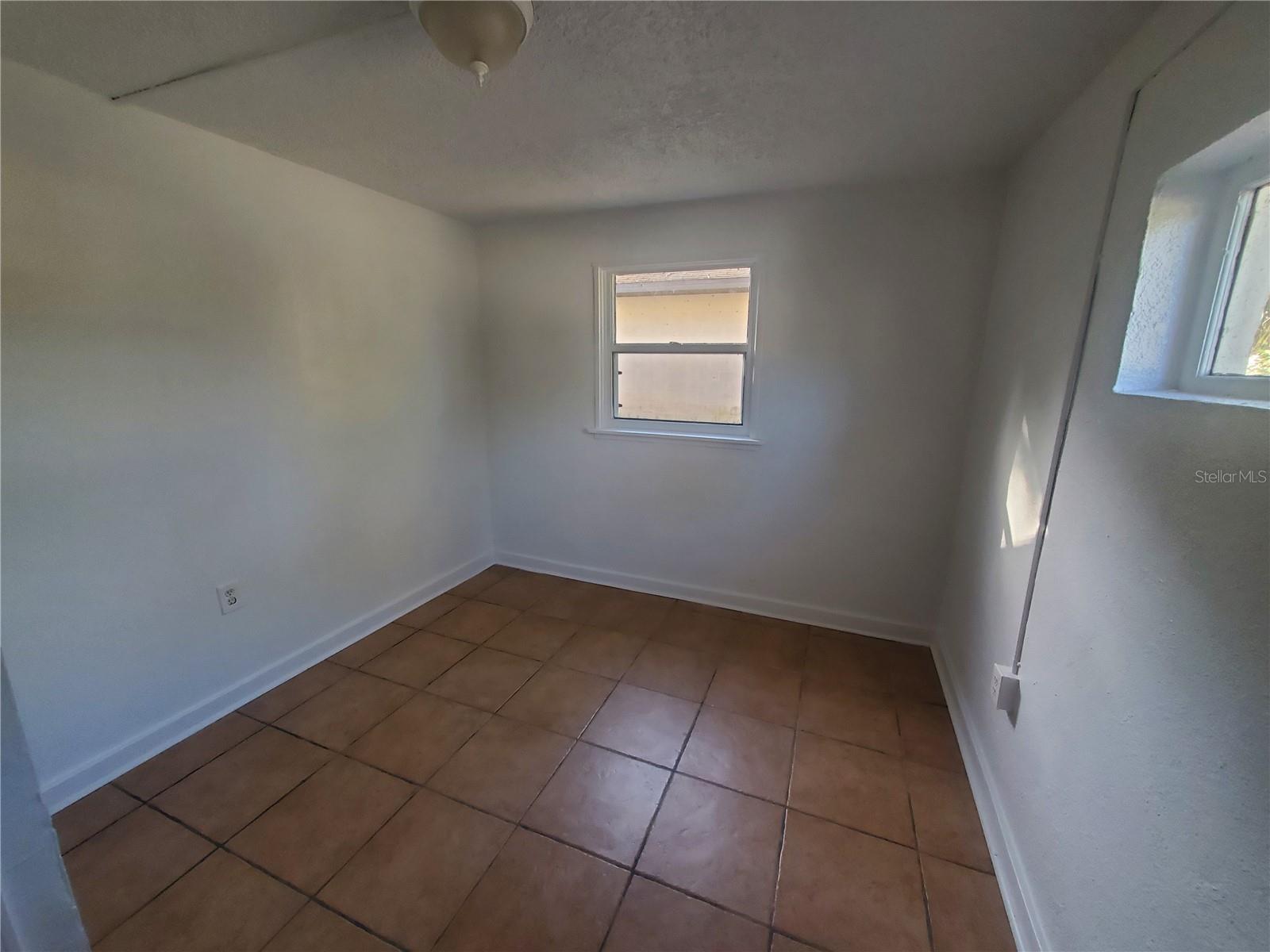 Image 11 of 15 For 2300 5th Street S