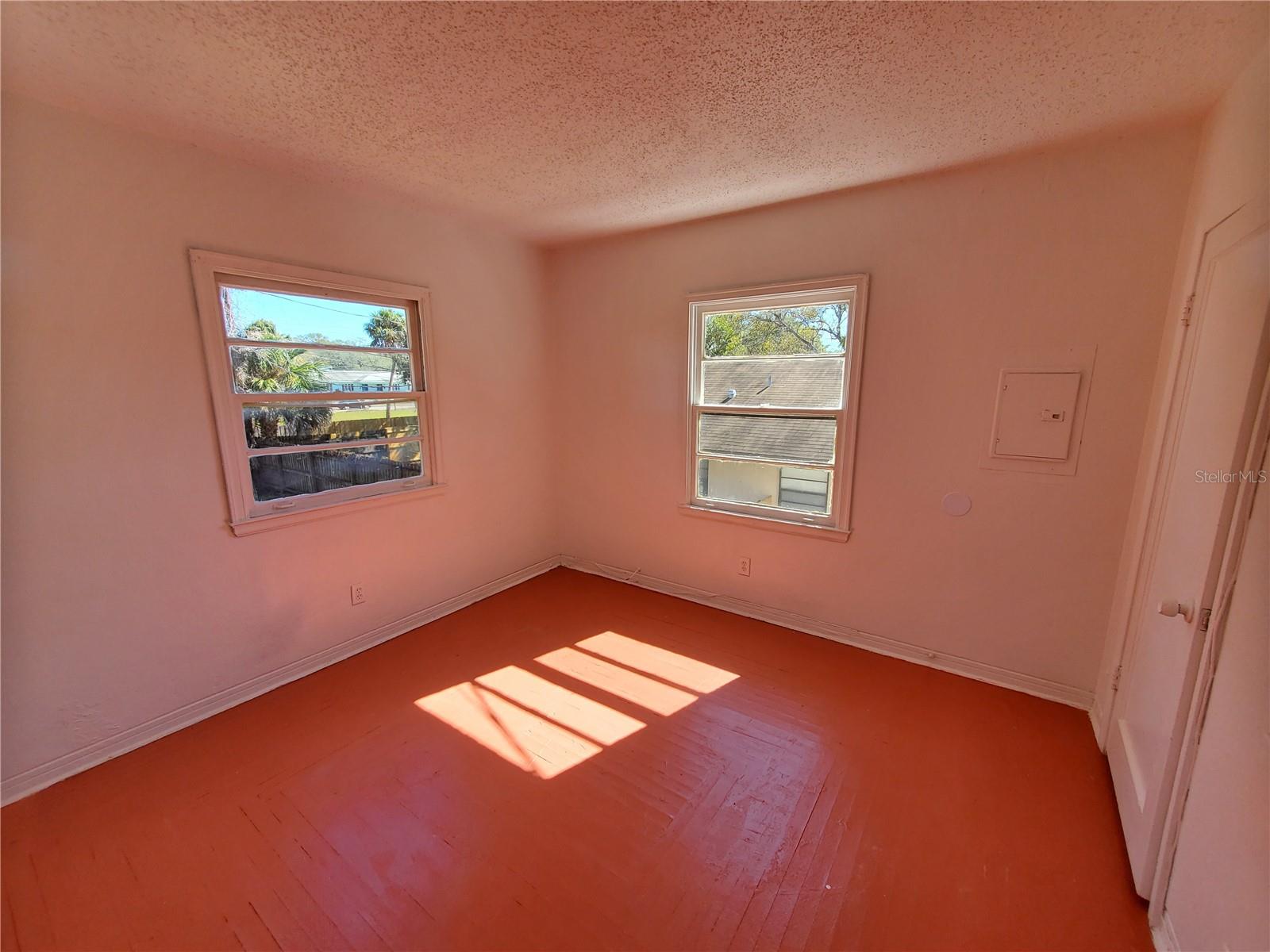 Image 5 of 15 For 2300 5th Street S