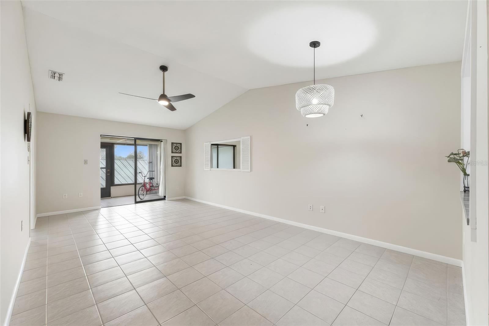 Image 7 of 31 For 1804 Rising Sun Drive 1804